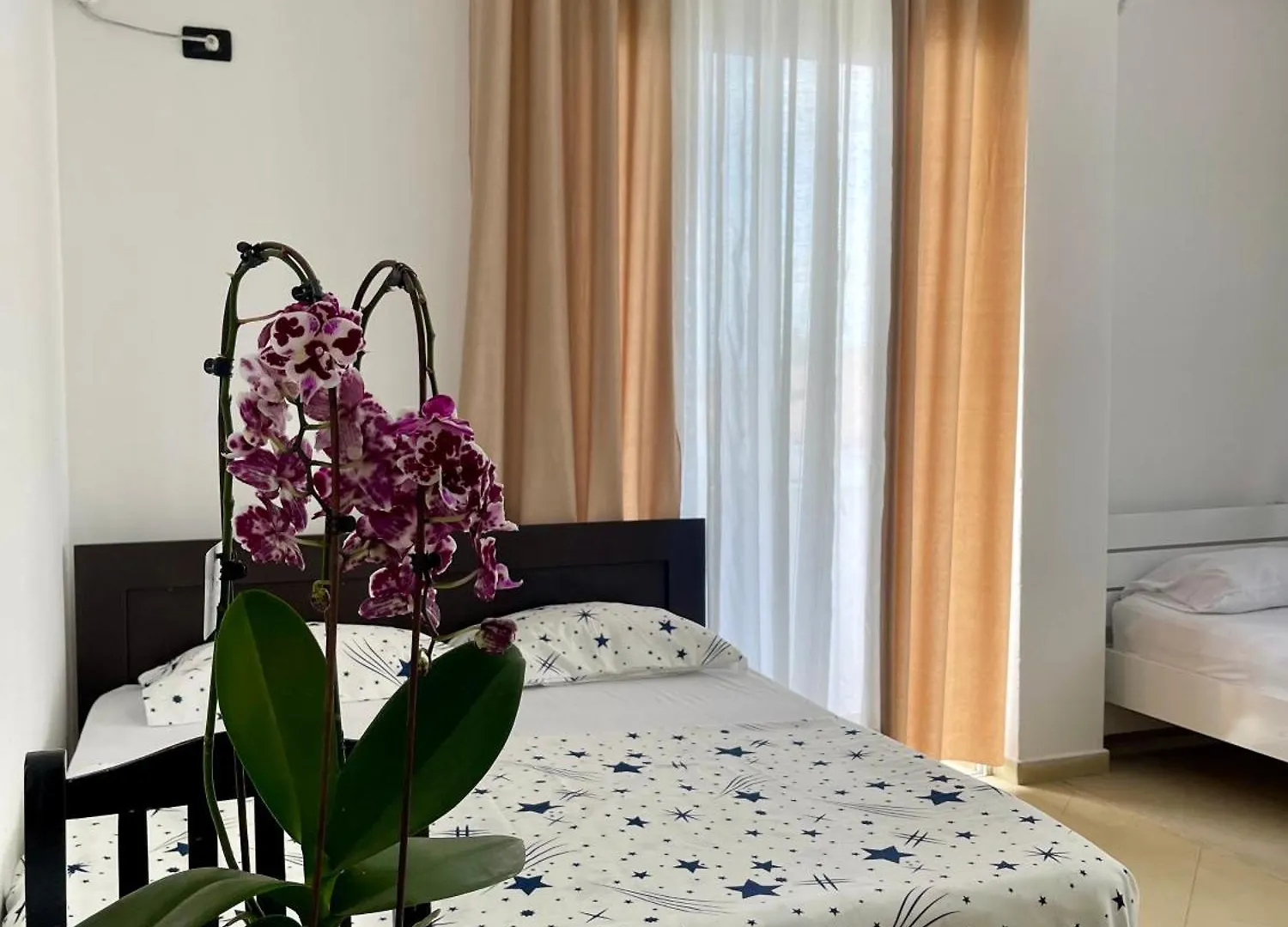 Marra'S Rooms Durres